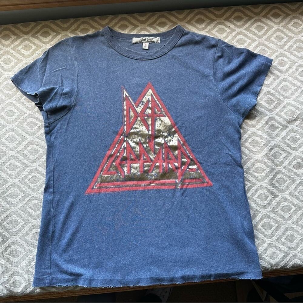 Junk Food Def Leopard‎ Gold Foil Blue Distressed TShirt sz sm​​​​ Cool Girl